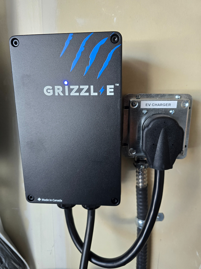EV charger installation in Winnipeg by licensed electrician – Level 2 electric vehicle charging station – Sparxx Electrical Contractors